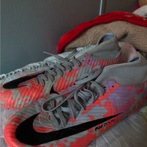 Nike Zoom Gray and Pink Soccer Cleats